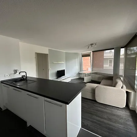 Exclusive 1a Location Near Park For Four Guests Lägenhet *