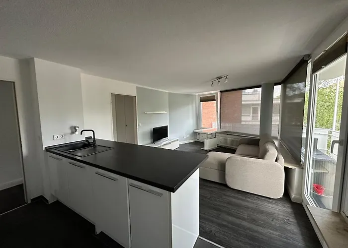 Exclusive 1a Location Near Park For Four Guests Lejlighed *